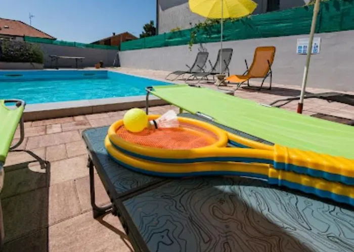 Zale Apartmani