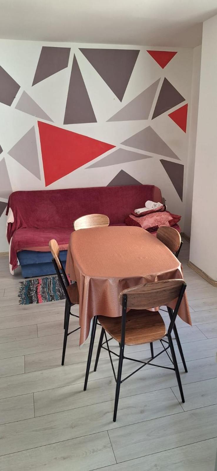 Zale Apartment *